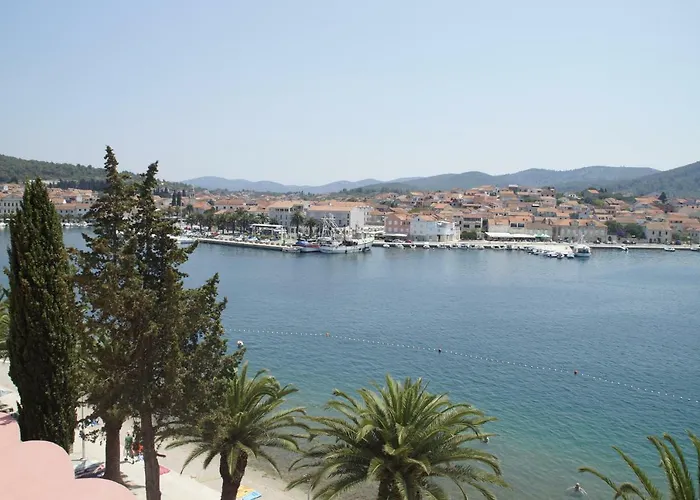  Posejdon Vela Luka
